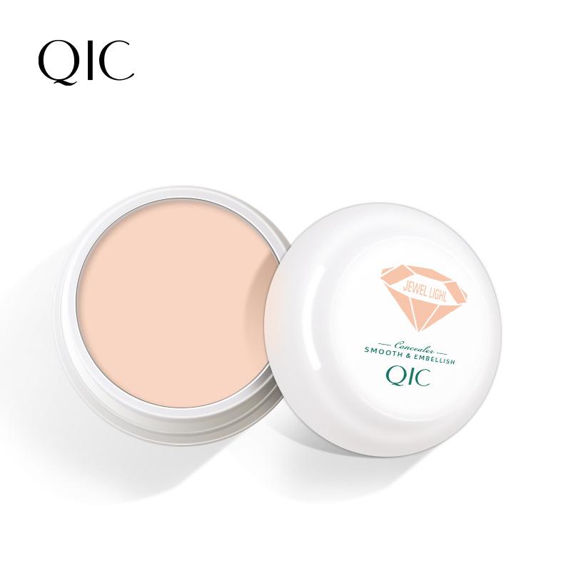 QIC Korektor Podkladový make-up Jemný a hladký korektor pro zakrytí skvrn po akné a tmavých kruhů