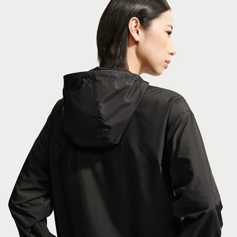 Nike Women's Versatile Hooded Woven Sport Jacket