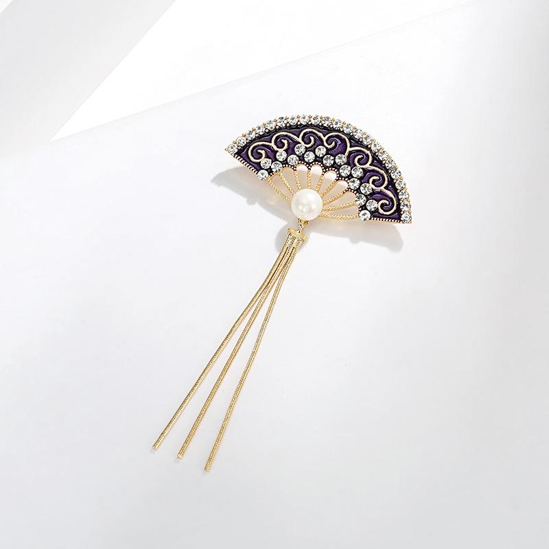 Fan tassel brooch, female personality and charm, enamel diamond-encrusted brooch, Korean style fashionable corsage