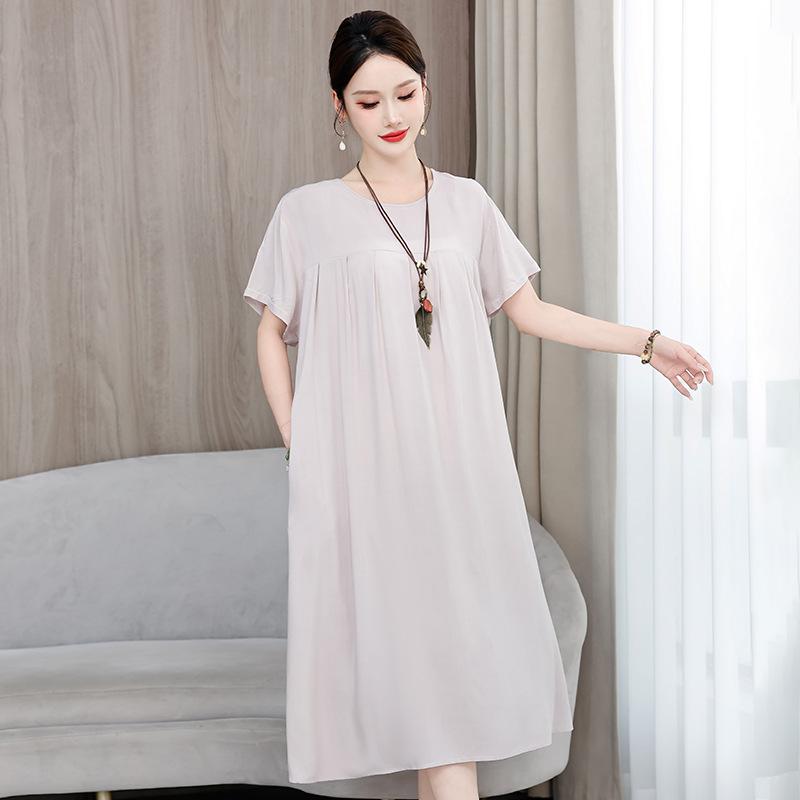 2 Neues hochwertiges florales Baumwoll-Seiden-Kleid für Damen-Sommer-Temperament, Bauchbedeckung für Mütter, große Größe künstliche Baumwolle langer Rock