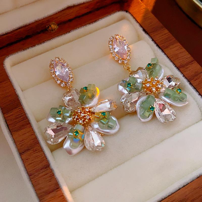 GemChic Women's New Exquisite Colorful Flowers Set Rhinestone Earrings Girl's Fashion Stud Earrings Birthday Christmas Jewelry Gift