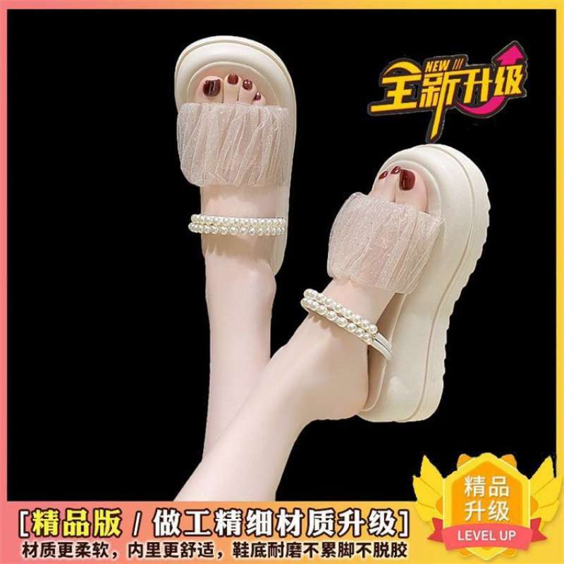 Thick-bottomed Cool Slippers for Women To Wear Outside, Summer Fairy Wind Diamonds, High Heels, Fashionable for Small People, and Two Wearers