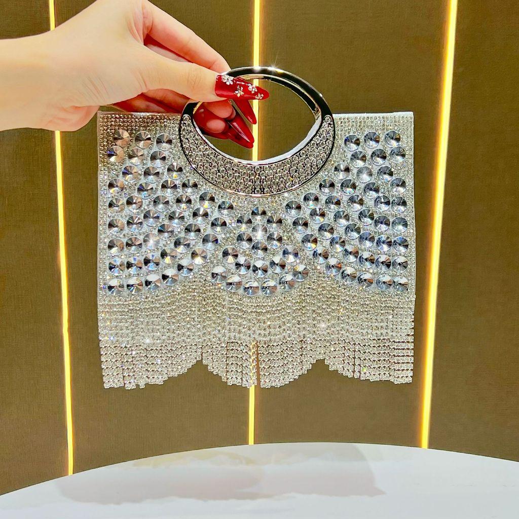 Elegant Evening Clutch Bag With Waterdiamond Tassels For Formal Events