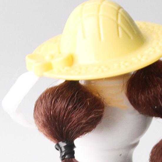 Small Pet Sun Hat Hamster Hat with Double Braids Elastic Strap Adjustable Hat with Wig for Budgies Parrots Roosters Guinea Pigs