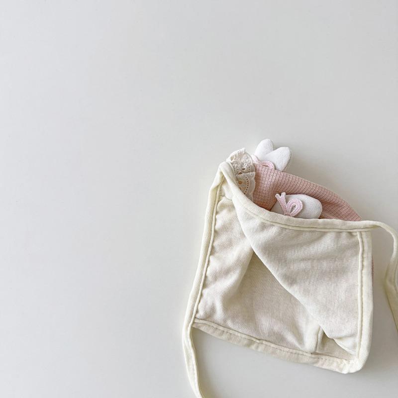 Korean Baby Warm Knitted Hat New Winter Heart Ear Flap Cap for Newborn Photographyr Props Cute Infant Soft Bonnet 0-14M