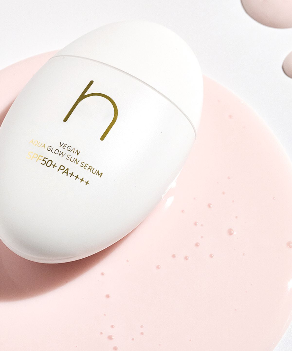 Веганская солнцезащитная сыворотка Aqua Glow