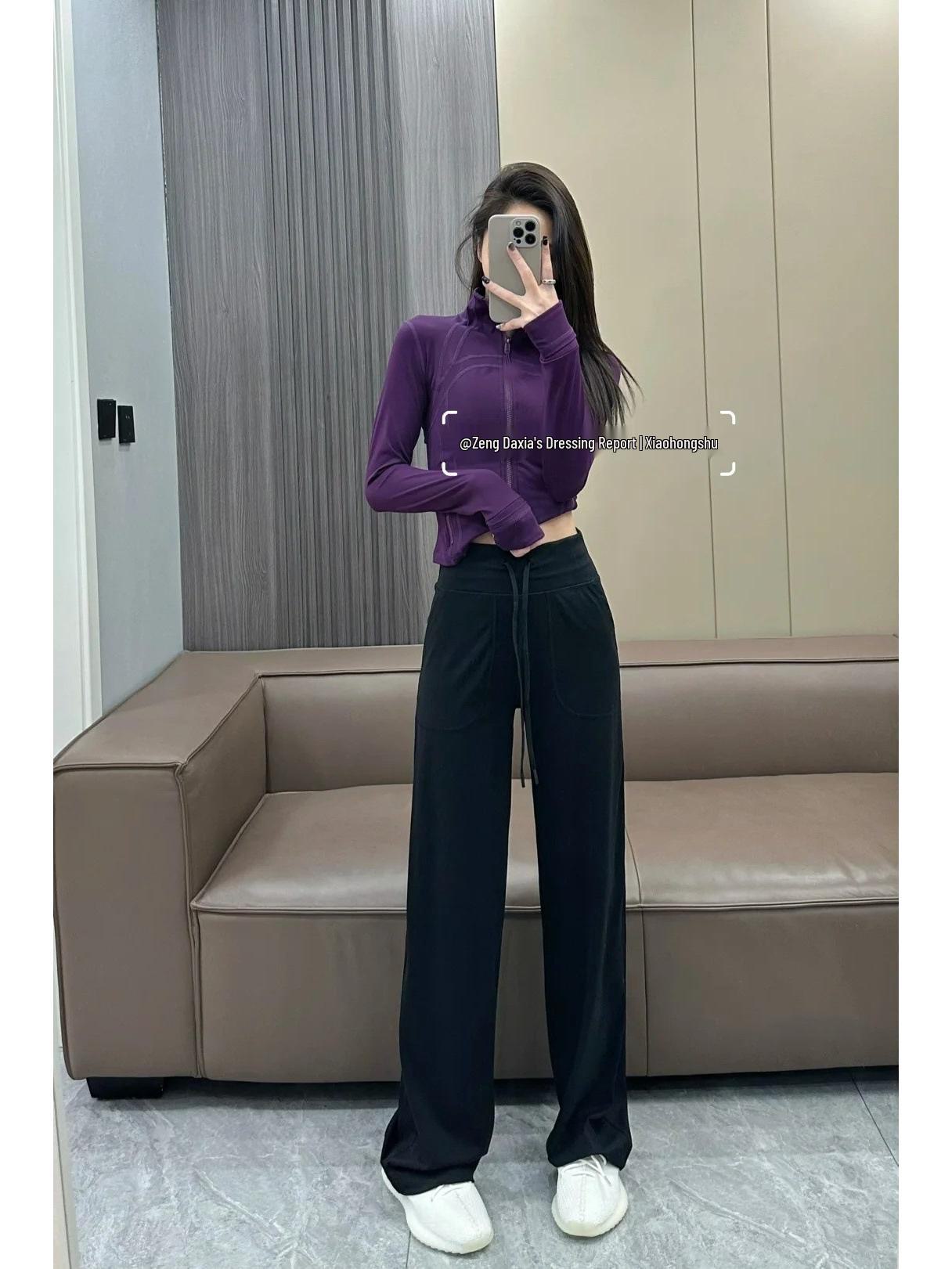 

Пальто коротке з коміром-стійкою Gold Label - Жіноча спортивна куртка приталеного крою від Lulu Swiff S