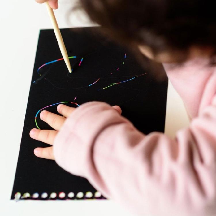 Portable Scratch Drawing Book Built in Colorful Pattern Twin Coil Binding Doodling Book for Children Adult Art Drawing