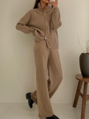 Women's European & American Style Thick Knit Zipper Cardigan Sweater + Wide-Leg Pants Two-Piece Set for Autumn/Winter