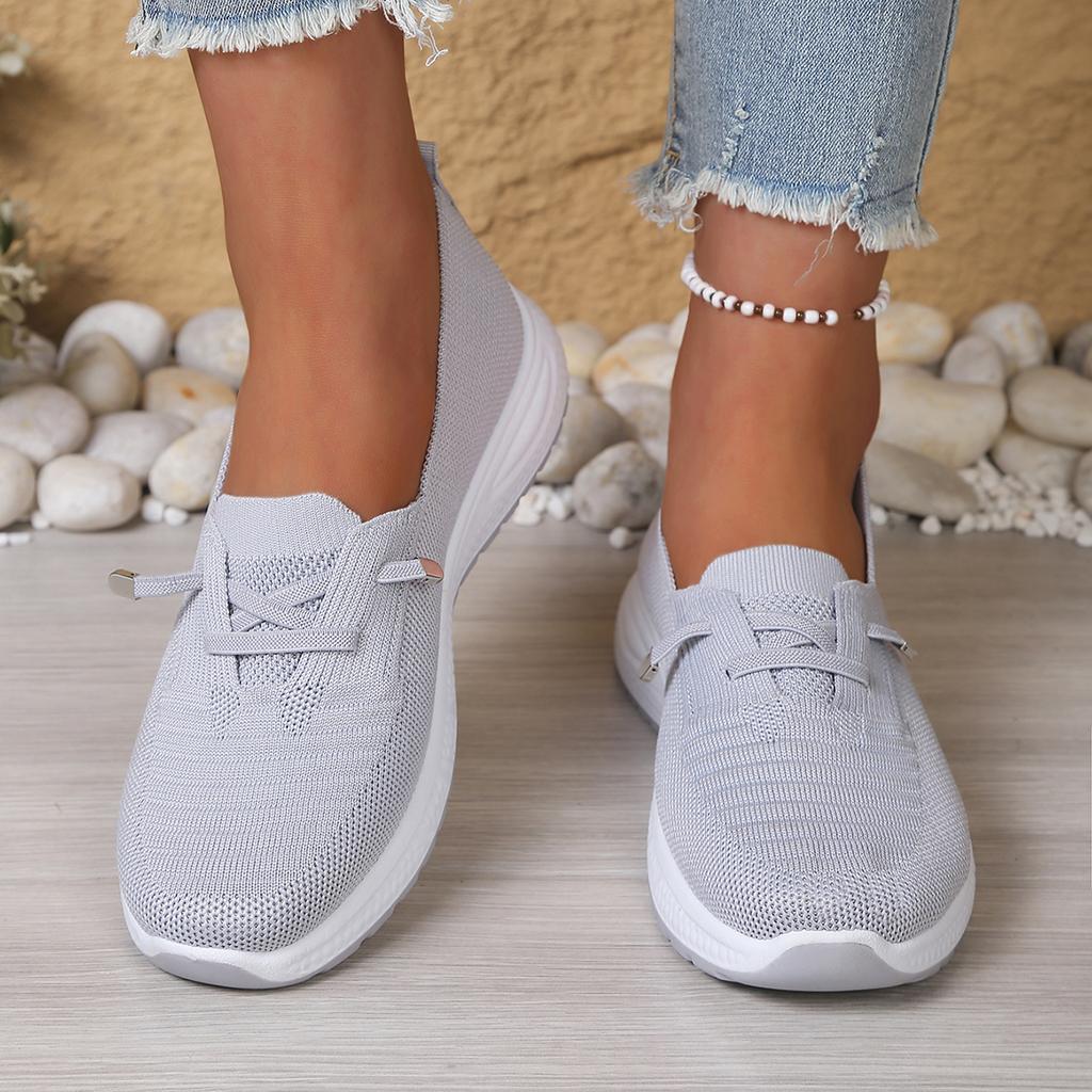 2026 Spring/Summer New Style Mesh Shoes, Casual and Fashionable, with Soft Sole and Lightweight Design, Suitable for Women.