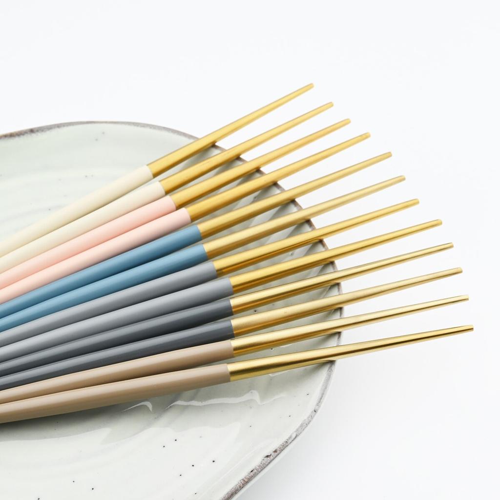 6Pairs 304 Stainless Steel Round Chopsticks Chinese Stylish Light Weight Chopsticks Metal Chopsticks for Sushi Food Sticks Kitchen Tool