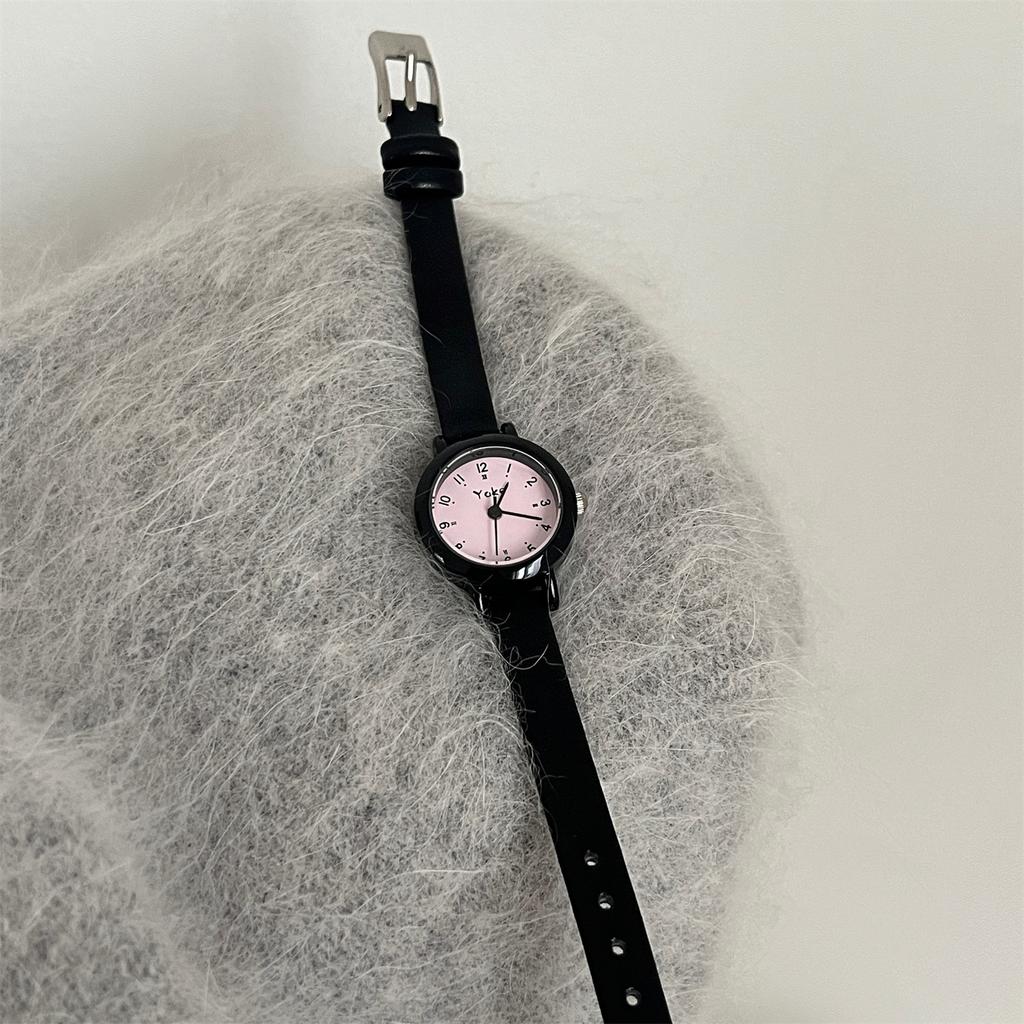 Korean Small Fashion Dopamine Personalized Contrasting Color Student Watch Niche High Value Fine Strap