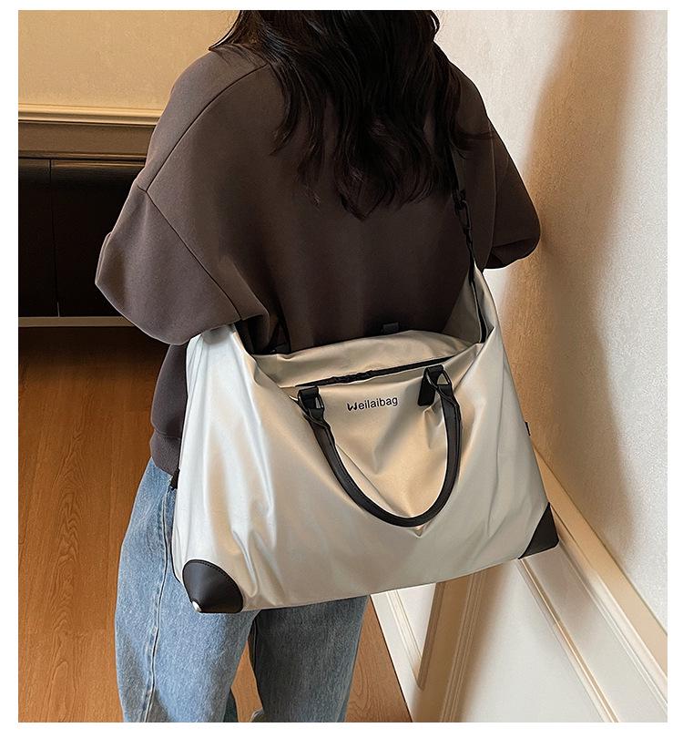 Women's Large Capacity Travel Bag with Wet/Dry Separation for Short Trips and Fitness