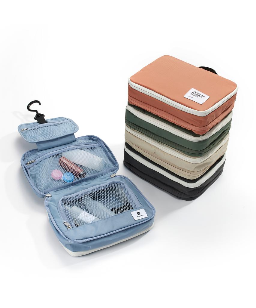 Branden Expandable Hanging Wash Bag