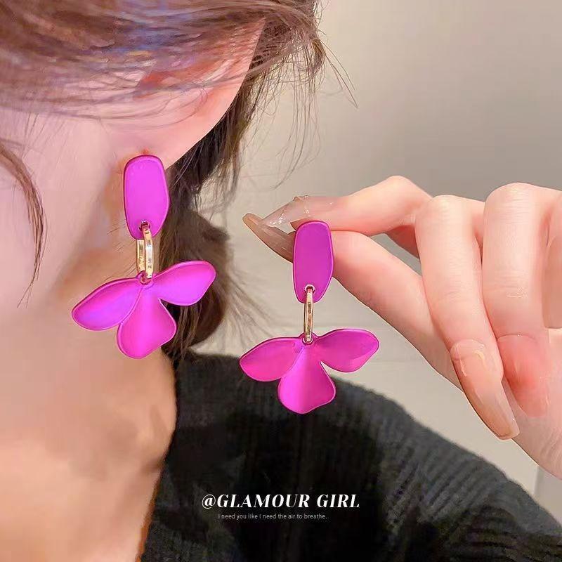 Retro 2026 Floral High-End Purple Earrings: A Unique, Stylish Statement for Women