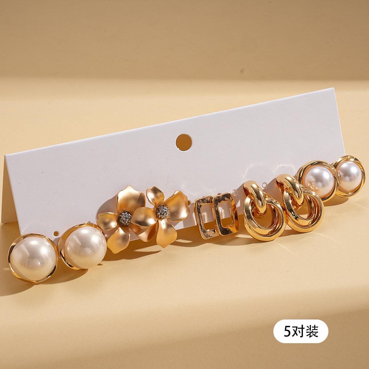 Набор из десяти пар сережек-гвоздиков с имитацией жемчуга в форме цветка, круглых, квадратных, с серебряной застежкой, элегантные нишевые серьги