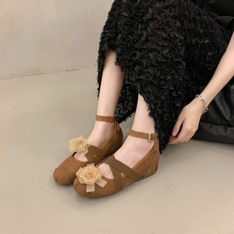 Retro flower ballet shoes women's spring new shallow mouth strap single shoes Mary Jane shoes