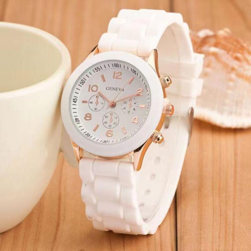 

Silicone watch women s color jelly student leisure watch белый