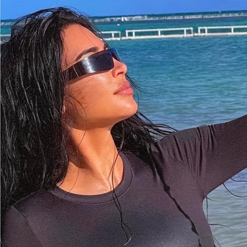 2pcs of Frameless Wrap-Around Glasses for Women Punk Style Futuristic Tint Y2K Flat Top Iridescent Fashion Glasses for Men