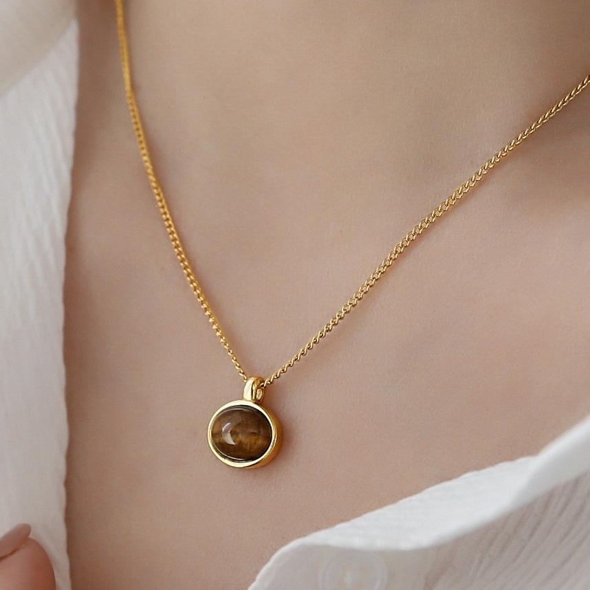 Elegant 18K Gold Plated Tiger's Eye Pendant Necklace with S925 Sterling Silver for Women