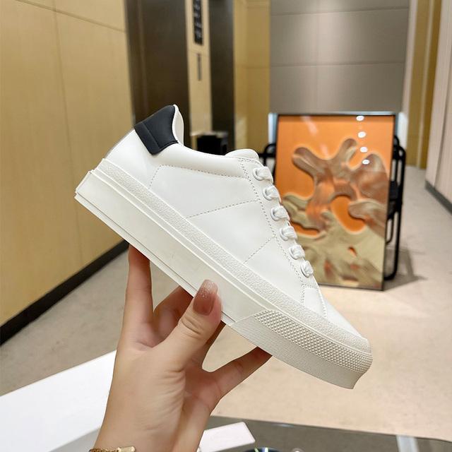 Nuove Scarpe Bianche Donna Stringate Punta Tonda Sneakers Comode Piatte Scarpe Casual Uomo Scarpe da Passeggio Primavera e Autunno