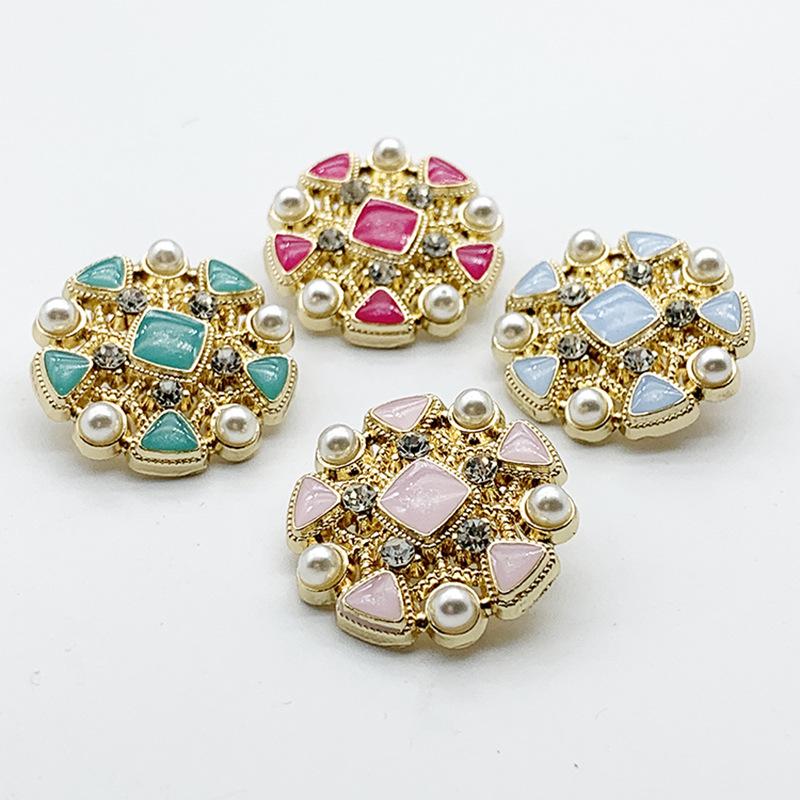 Vintage Coco-Style Rhinestone Metal Buttons for Woolen Coats