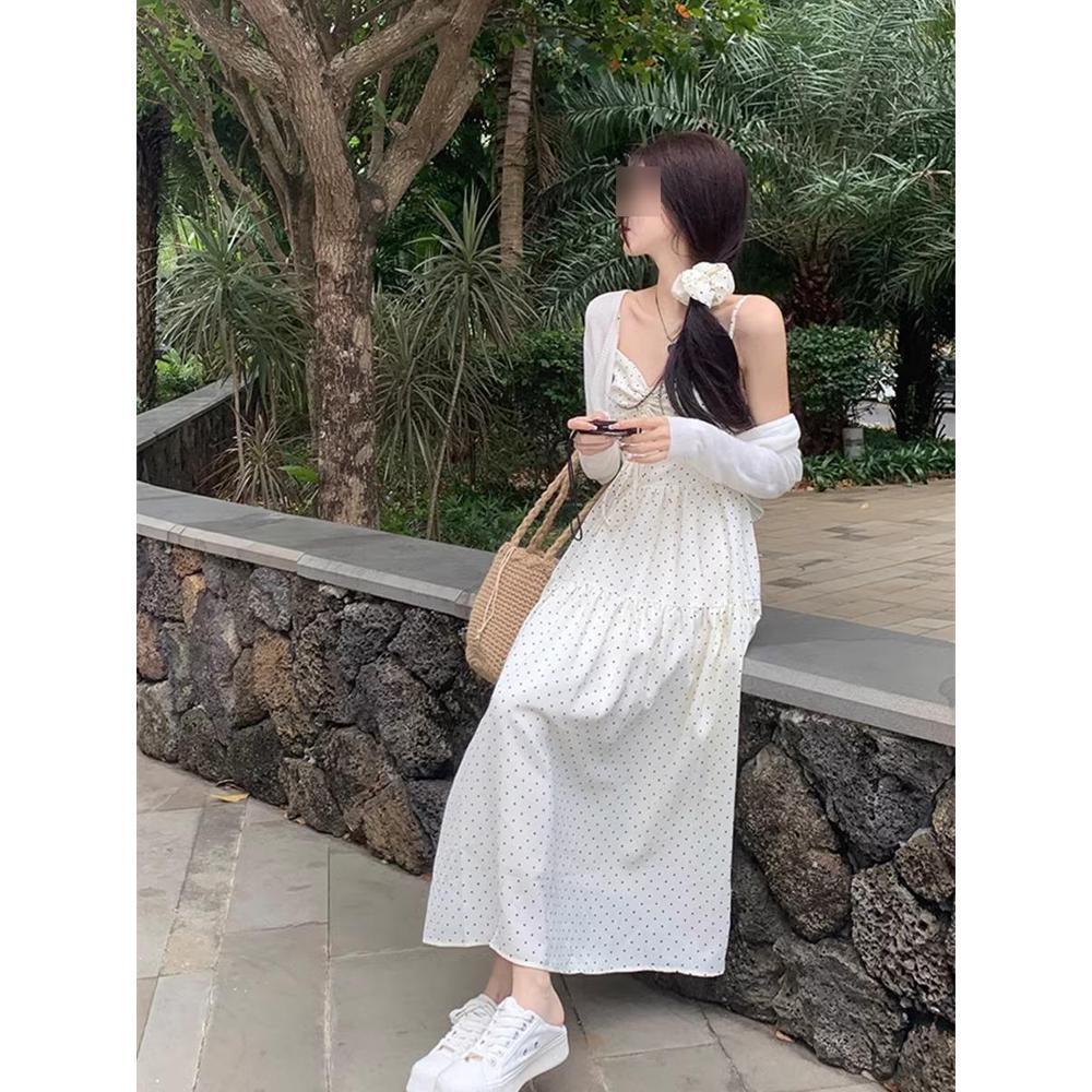 

Women s Polka Dot V-Neck Camisole Dress - Early Summer Style, Gentle Fit, Waist-Slimming, Versatile Print L (for 50-55 kg)