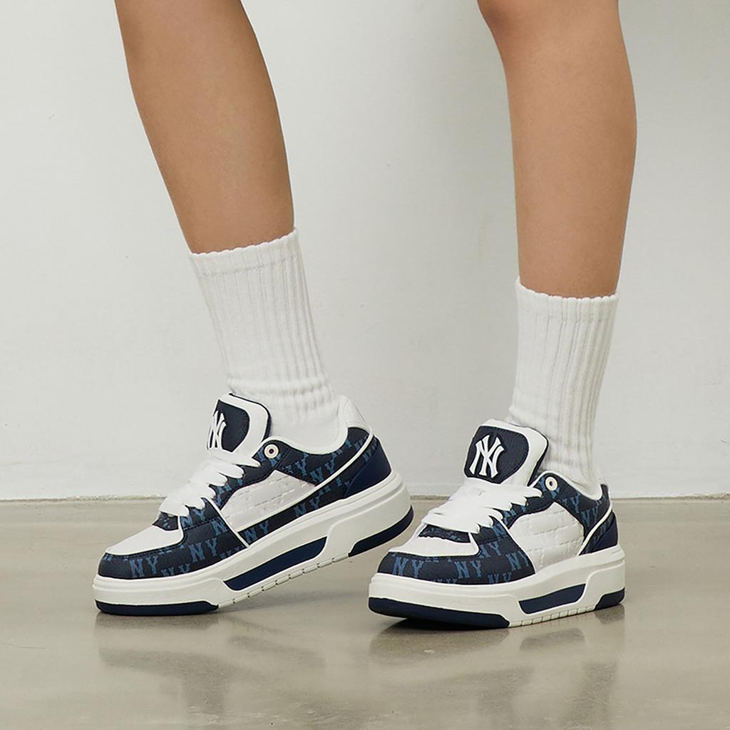 MLB Chunky Liner Low Top Casual Shoes Unisex Navy Blue 3ASXCMN4N-50NYS