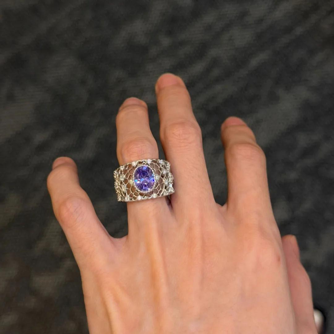 

Original inlay diamonds hollow out purple gemstone rings for women unique fashion exquisite wide ring adjustable wedding jewelry resizable срібний