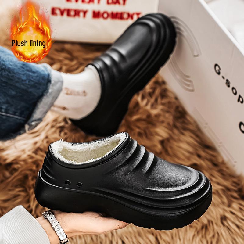 Fleece-Lined Non-Slip Chef Shoes: Warm, Oil-Proof, Soft Sole, Large Sizes, Ideal for Men & Women in Hospitality Professions.