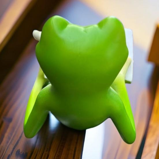 Reading Frog Ornament Synthetic Resin Figurine Leisure Holiday Animal Sculpture Outdoor Indoor Shelves Table Decoration