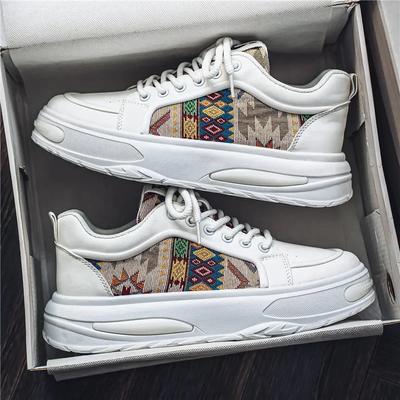 Neue klassische Herren-Sneaker mit dicker Sohle, höhenvergrößernd, trendige Freizeitschuhe, Outdoor, rutschfest und abriebfest, Laufschuhe