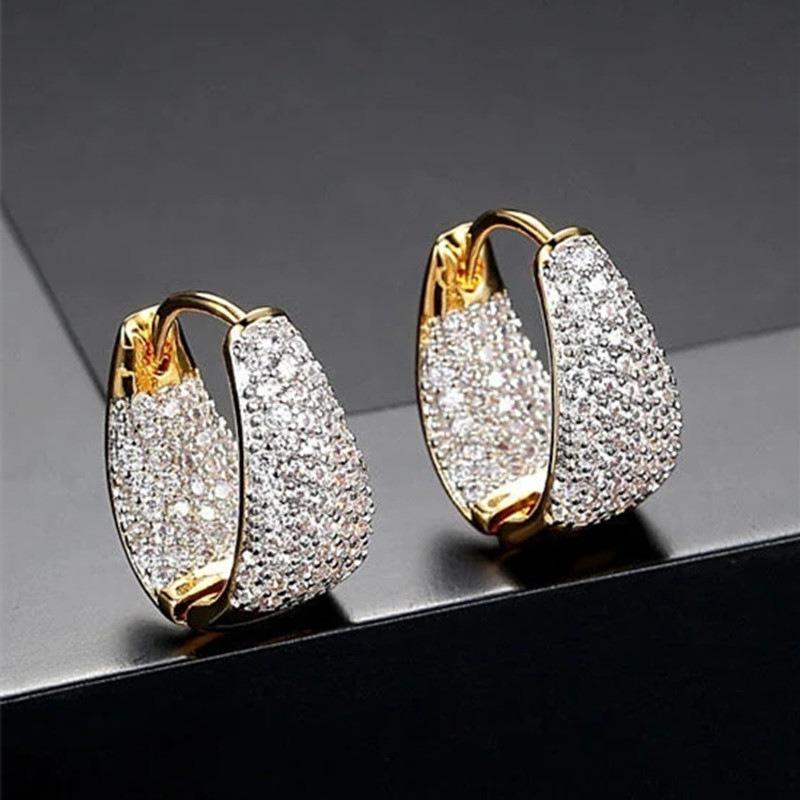 Exquisite Sweet Cool Street Pography With Zircon Inlaid Women'S Ear Buckle Shining Sweet Fashion Simple Accessories