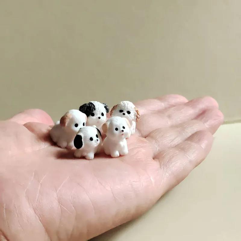 5 stk Miniature Hvalpe Eventyrhave Dekoration Kawaii Harpiks Tegneserie Dyr Hvid Hund DIY Boligindretning Dukkehus Tilbehør
