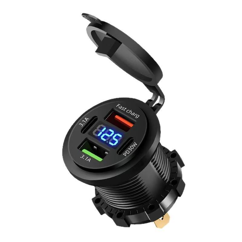 

XAYVG 30W Multi-Port Fast Charger with Digital Display