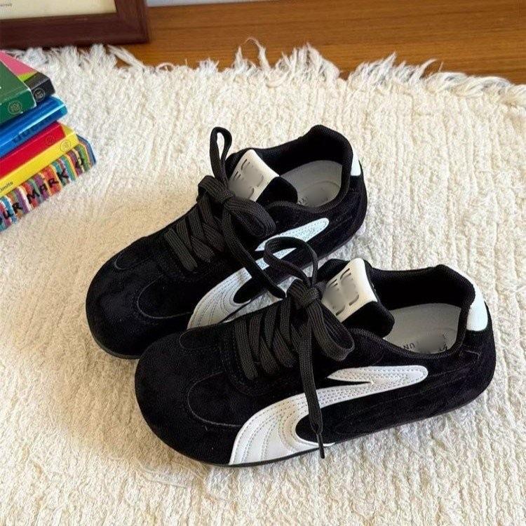 Flat-bottomed Retro Lace-up German Training Shoes, Red Women's Shoes 2025 Autumn New Soft-soled Sports and Leisure Shoes, Niche Single Shoes