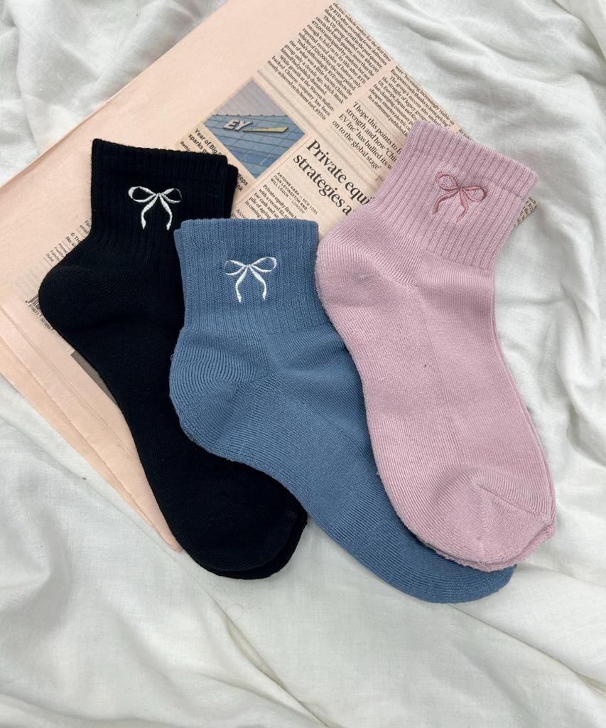 WEGO Socks with Embroidered Lines and Ribbon Pile Light Sizes Perfect Gift for School and and Winter Women's Crew-Length Pattern, Pink, 23cm-25cm,