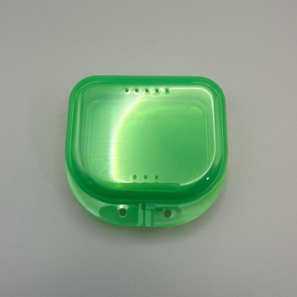 50 PCS Travel Denture Case with Air Holes Hygienic Protective Storage Box for Orthodontic Retainers Braces Aligners and Night Gu