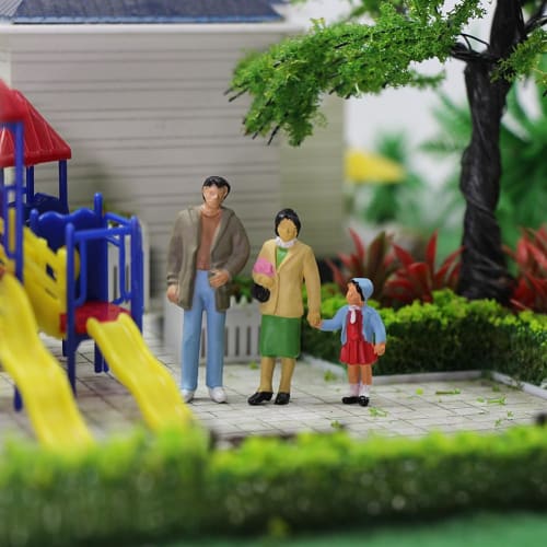 10-Piece 1:43 Diorama Collection Human Figures, O-Gauge Painted Figures for Railway Models, Building Models, and Dioramas, P43 (P4306)