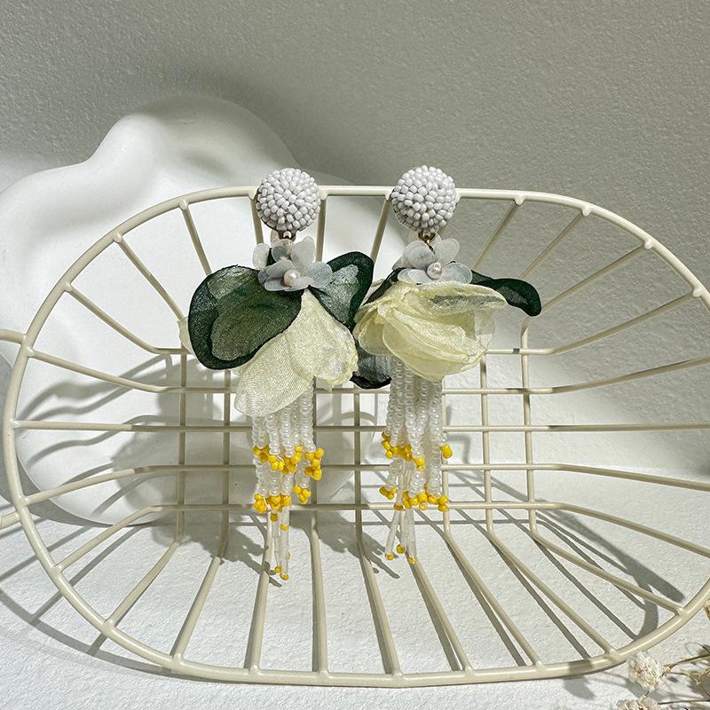 Exaggerated Big Fluffy Fabric Flower Beads Pendant Earrings for Women Trendy Wedding Drop Earring 2023 Bohemia Jewelry Accessory