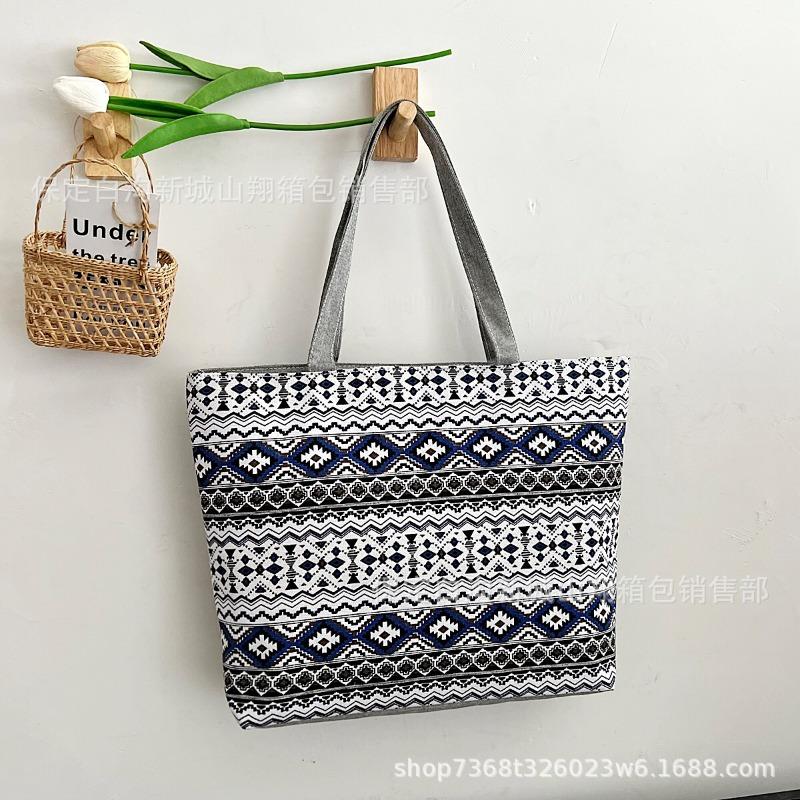 New printed bag large capacity tote bag literary flower cloth student bag shoulder portable canvas women's bag