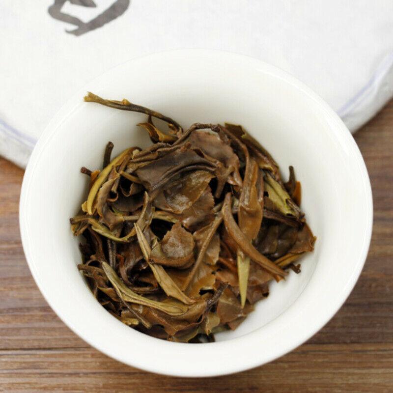 200 g Moonlight White Pu-Erh-Teekuchen Yunnan gealterter Pu'er-Grüntee mit gesundem Nutzen