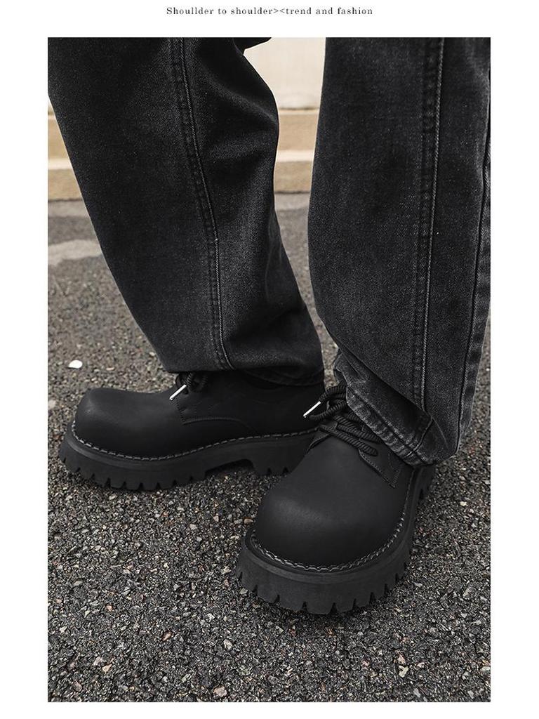 Pánské trendy boty na jaro 2024 v britském stylu, matné boty s nízkým svrškem zvyšující výšku