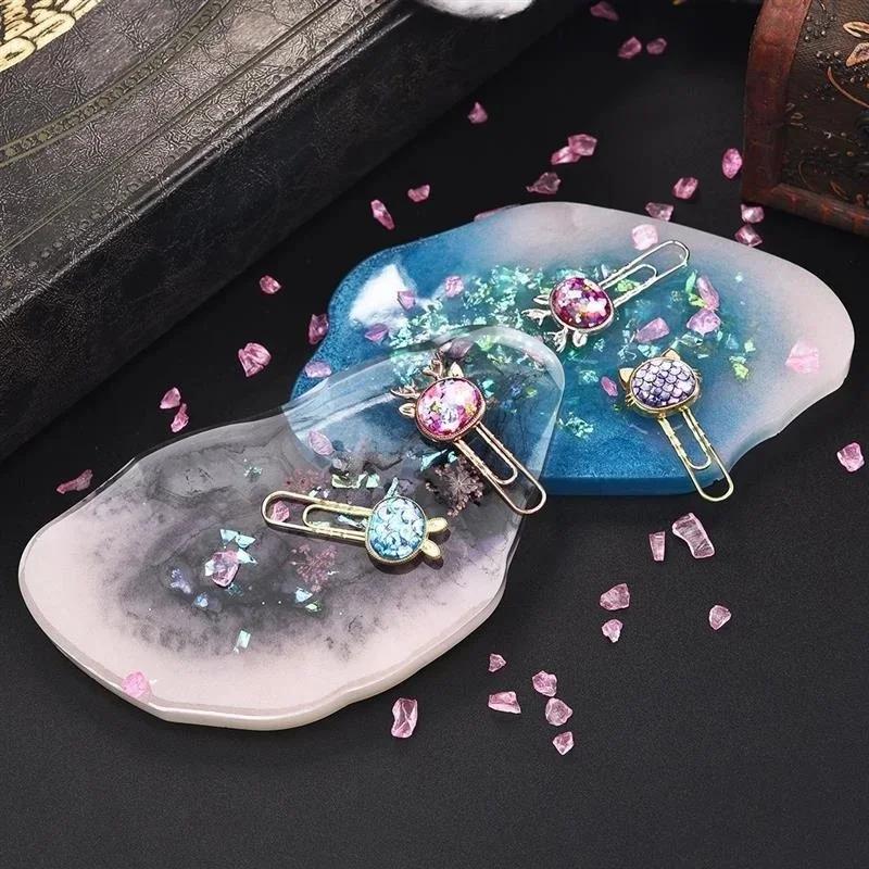Creative Handmade DIY Crystal Drip Mold Cloud Coaster Mirror Irregular Silicone Mold Resin Jewelry Jewelry Tools Accessories