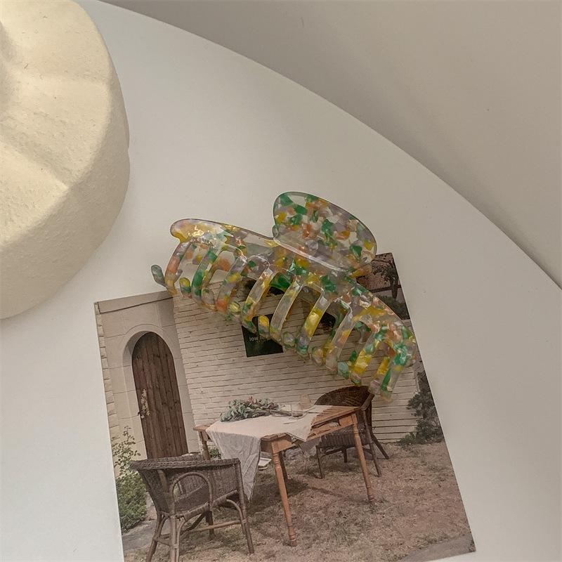 Korean Imitation Acetate High-End Shark Hair Clip - Elegant Hair Accessory for Stylish Looks