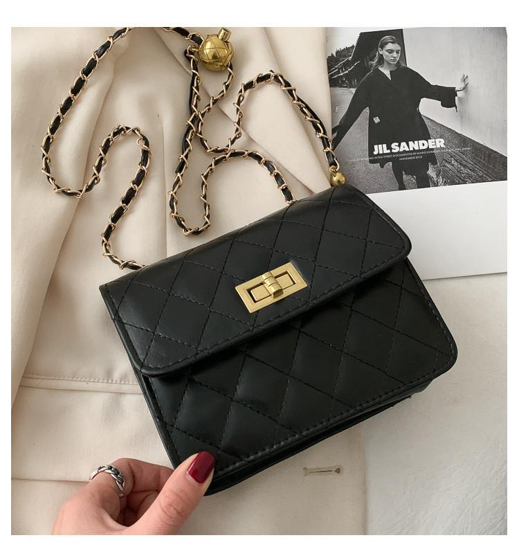 Elegant Pu Leather Small Quilted Chain Crossbody Bag For Women Chic Urban Minimalist Design