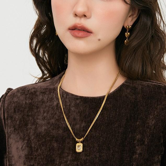 Vintage geometric square brand love zircon necklace women's niche double-layer snake bone chain sweater