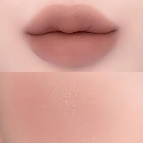 

BANILA CO Sheer Blur Pot 2.5g – Soft Blur Cream Blush & Lip Color 07 Heather Cocoa