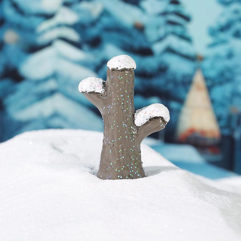 Creative Christmas Ornament Gift Bag with Reindeer, Snowman & Santa Claus Decorations for Micro Landscape Scenes