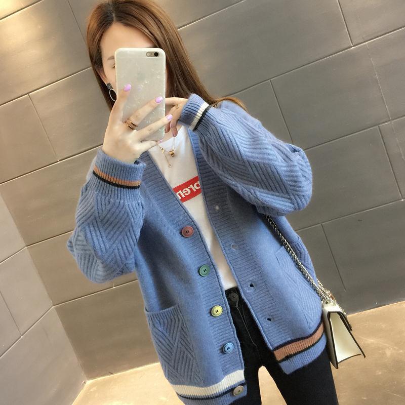 Korean Style V-Neck Knit Cardigan: Trendy Autumn/Winter Color Block Sweater for Women